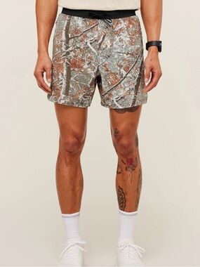 NWT Gymshark Tactical 6” Shorts Mens Camo Medium